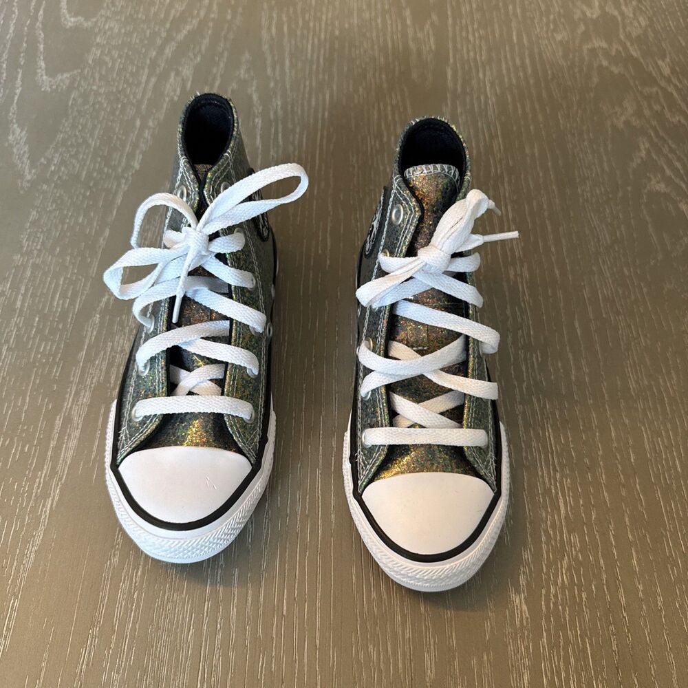 Converse Chuck Taylor  All Star Hi Top Sneaker Girls Sz 13